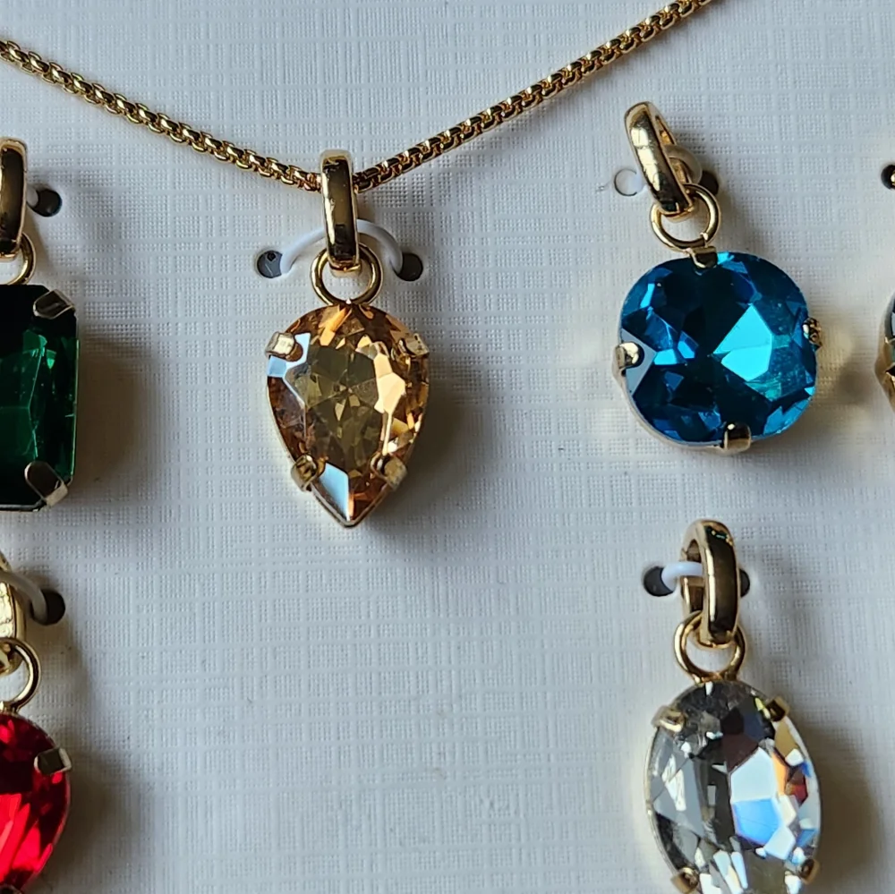 Unwritten Necklace With Interchangable Pendants And Gems NWT